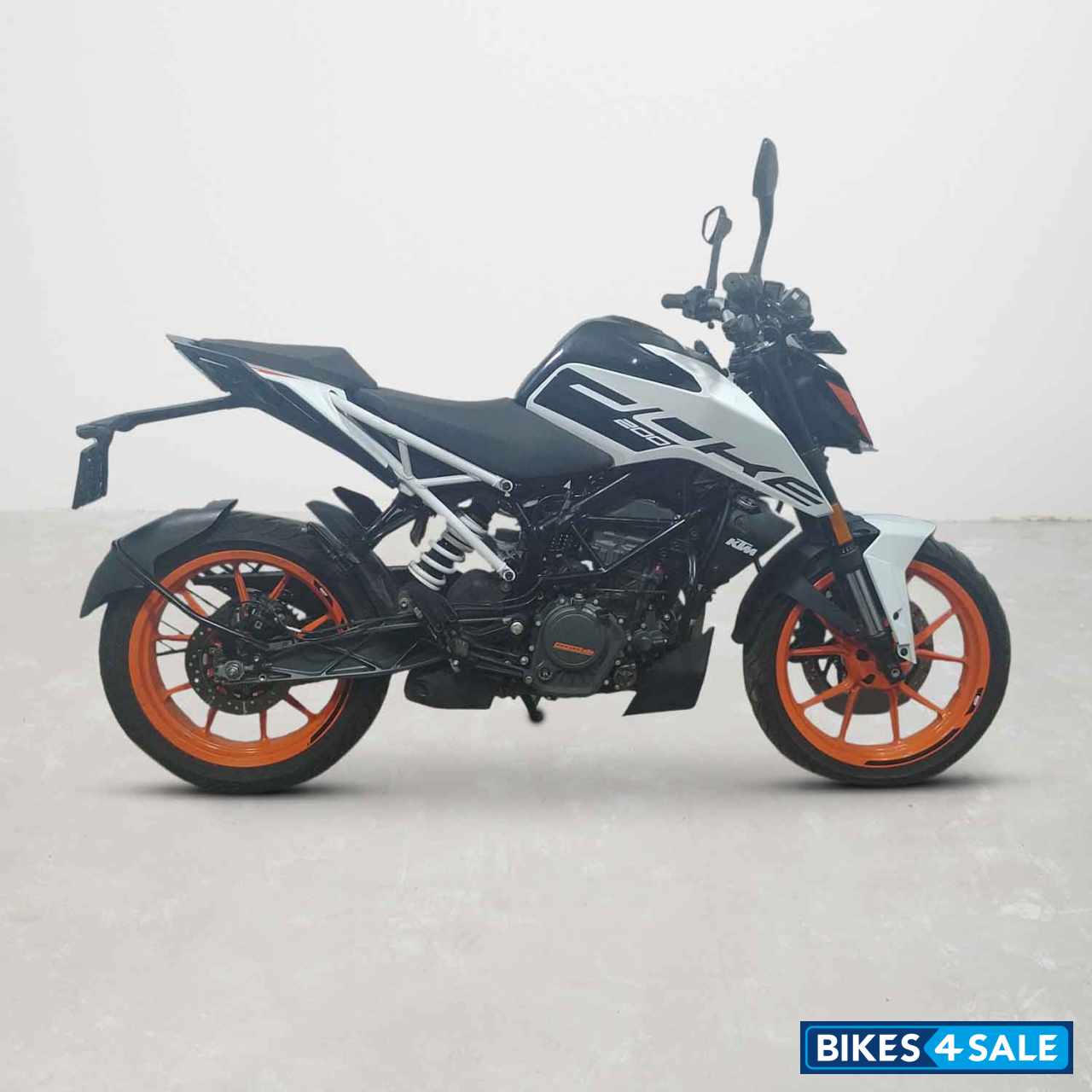 KTM Duke 200