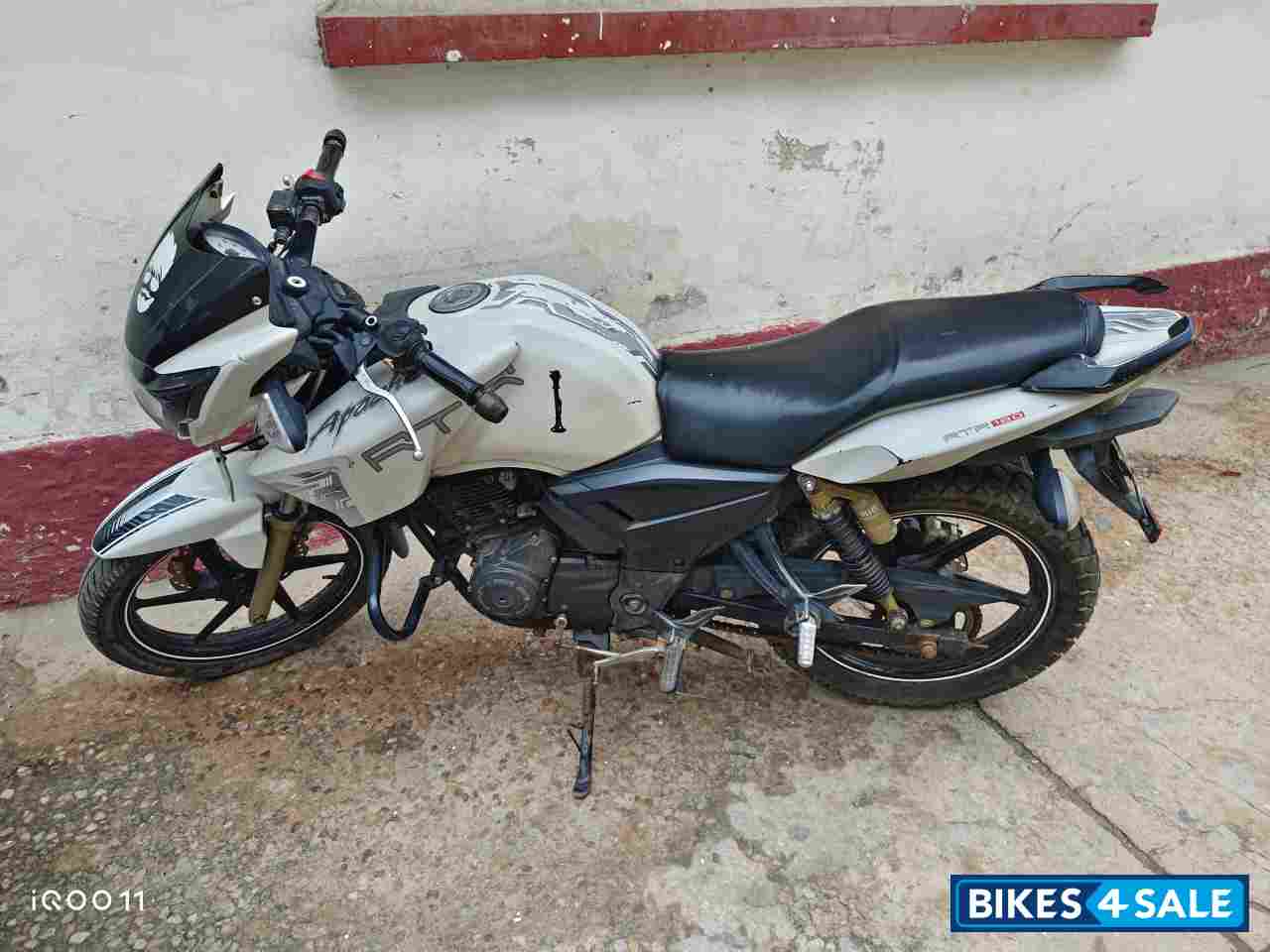 TVS Apache RTR 180