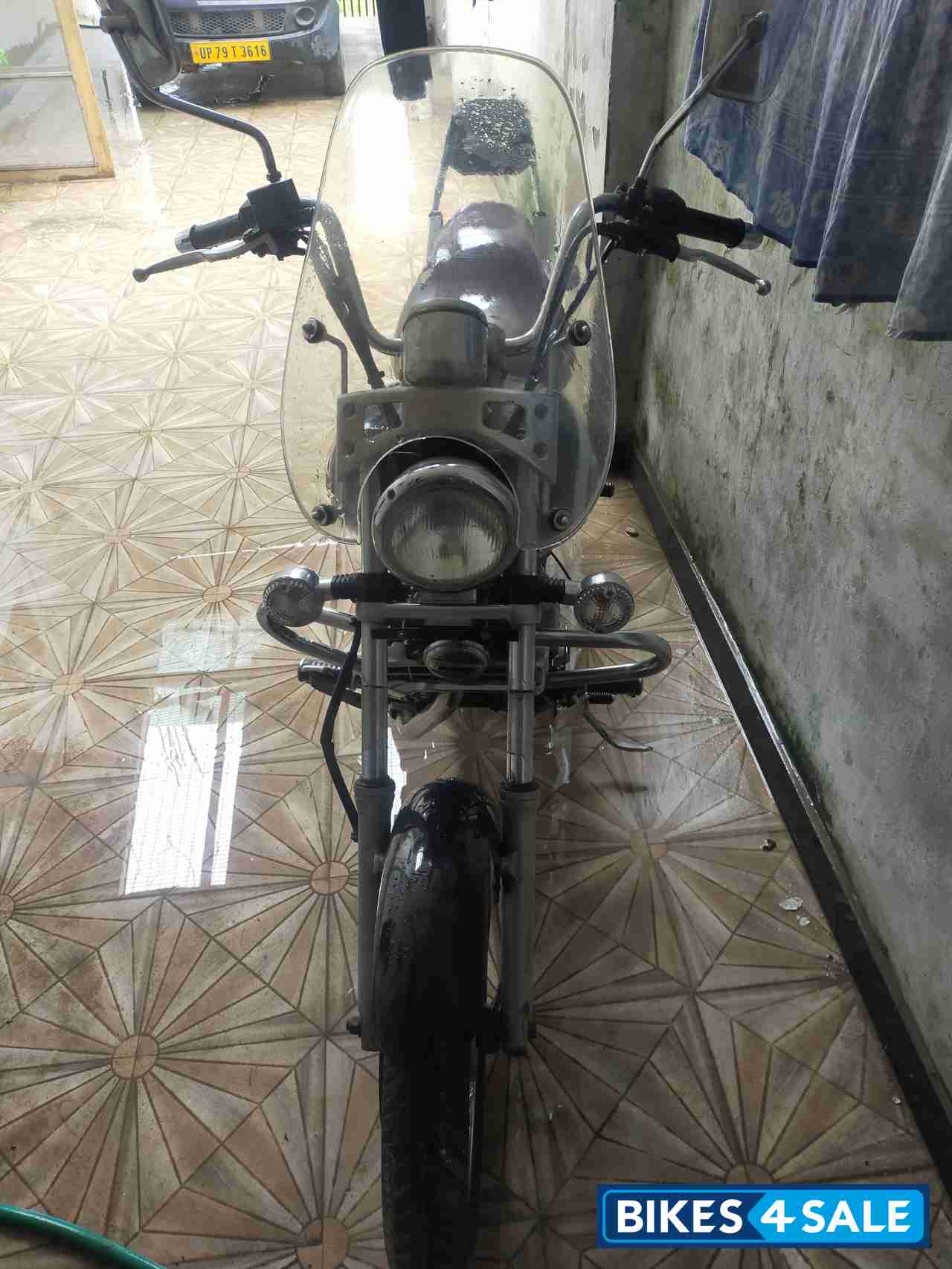 Bajaj Avenger Cruise 220