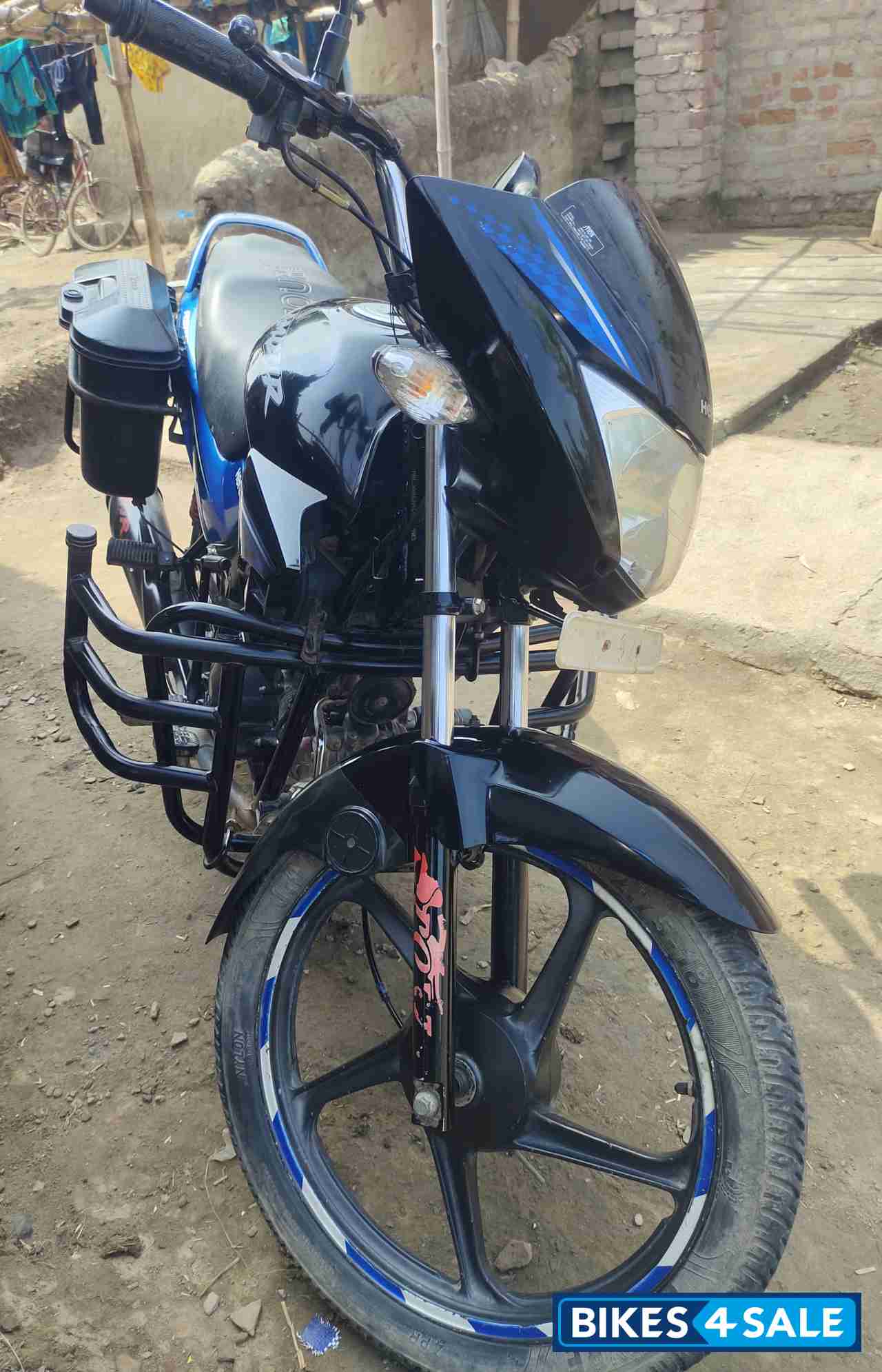 Blue Back Hero Glamour 125