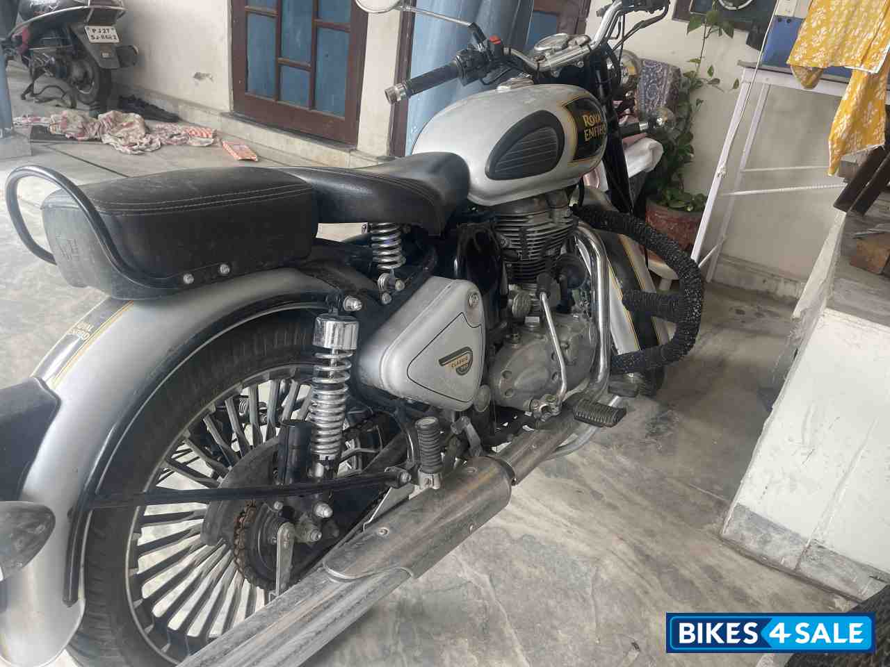 Royal Enfield Bullet 500