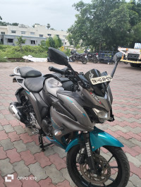 Cyan Blue Yamaha Fazer 25