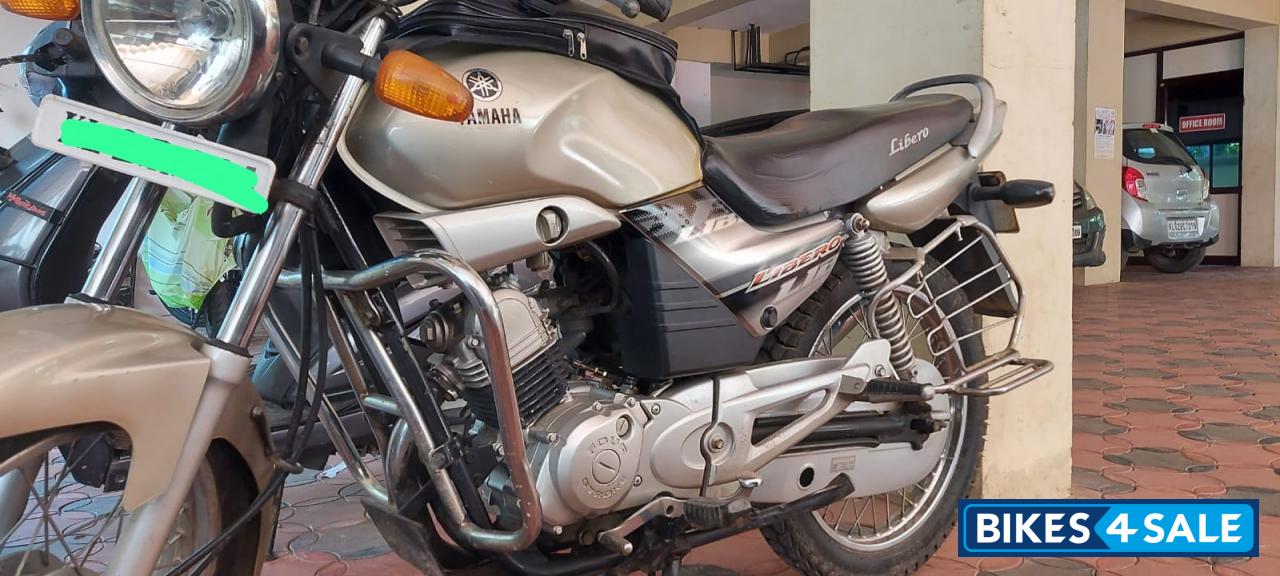 Golden Yamaha Libero