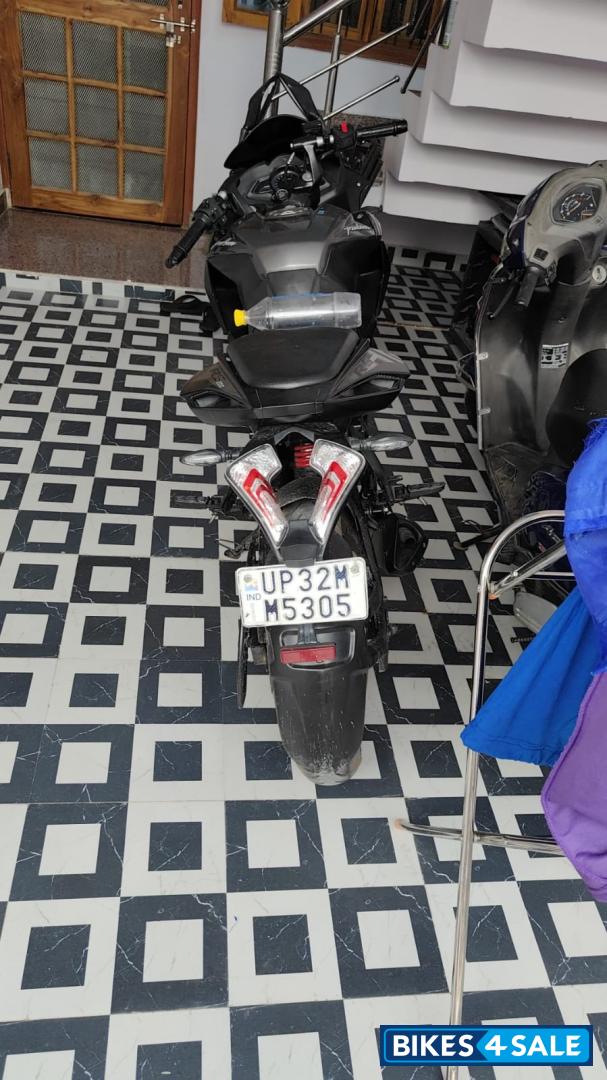 Grey Bajaj Pulsar RS 200 BS6
