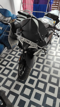 Grey Bajaj Pulsar RS 200 BS6