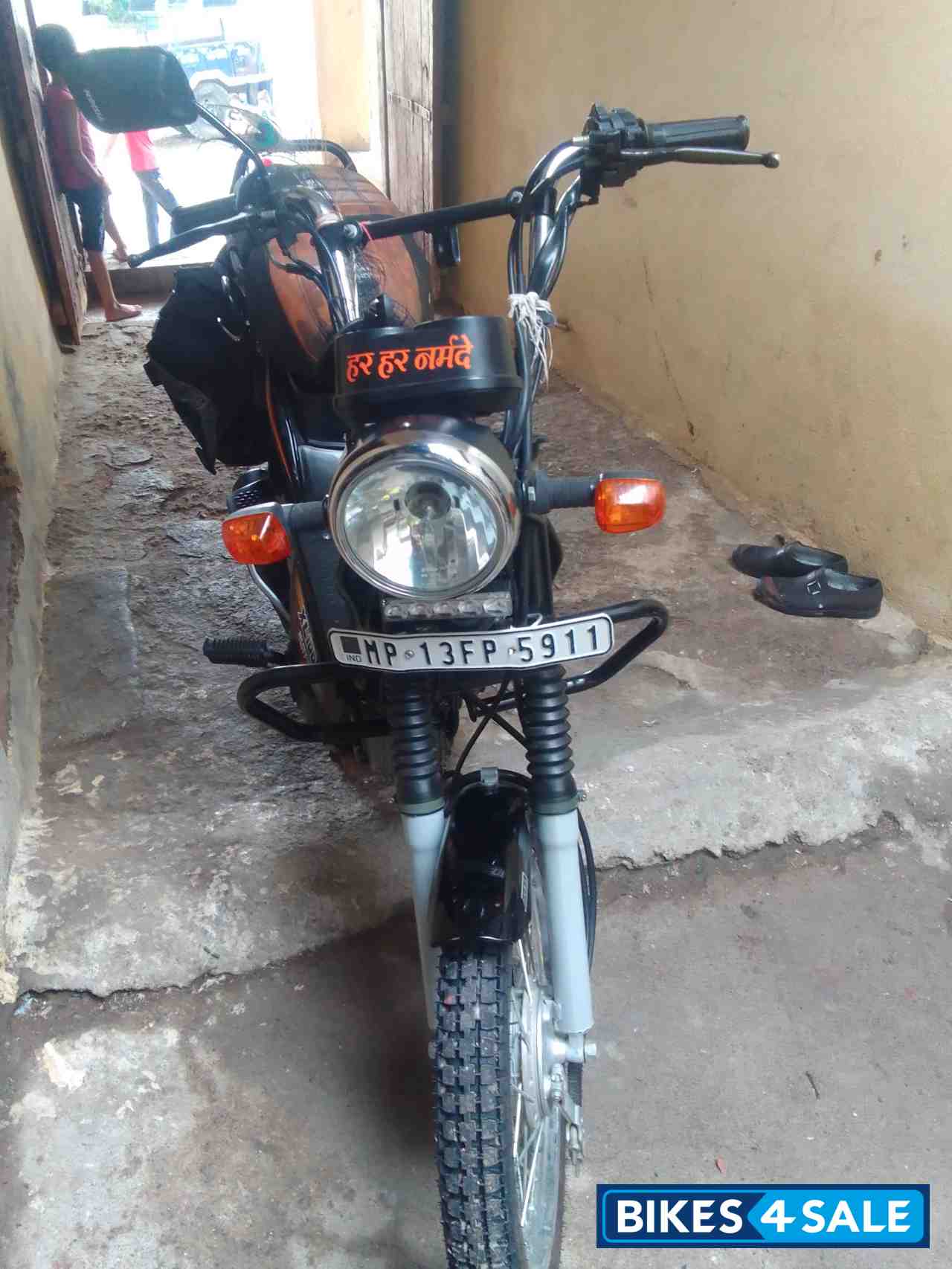 TVS XL 100 Heavy Duty
