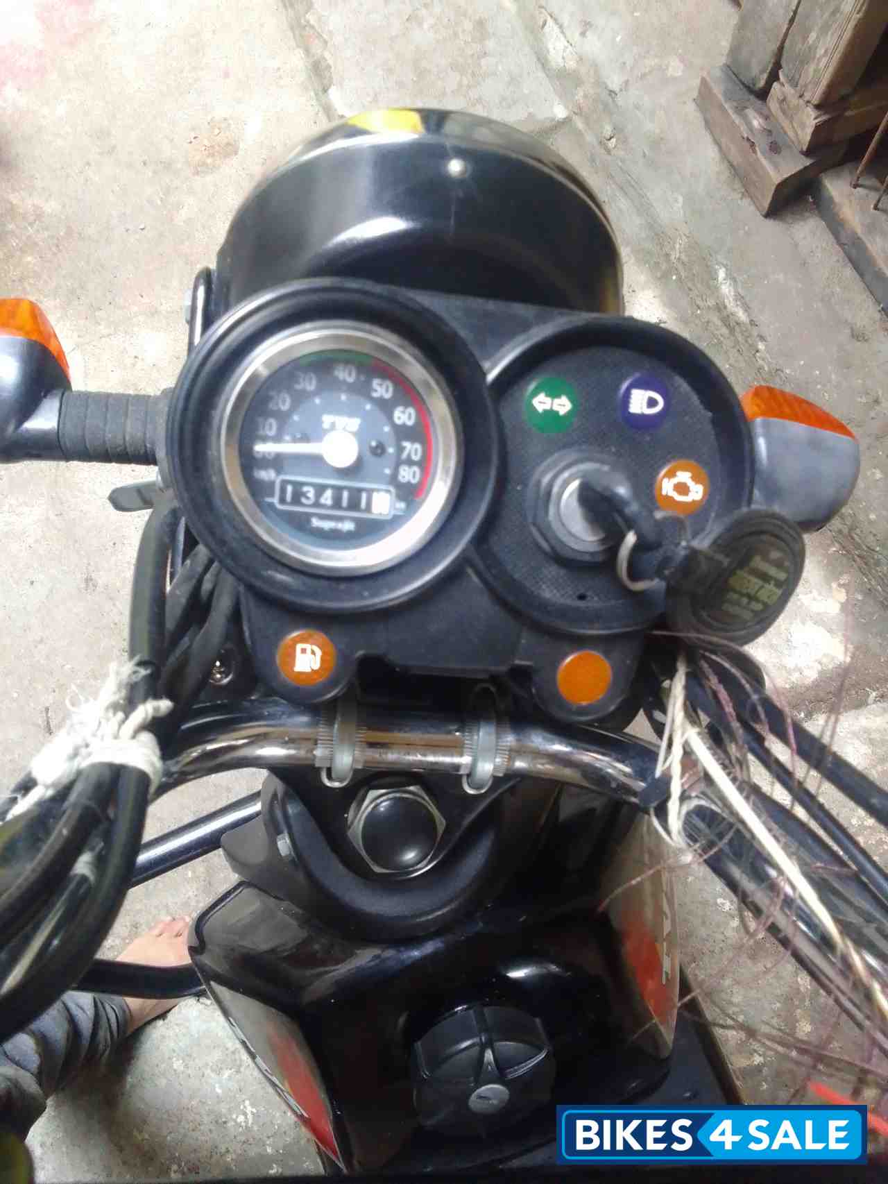 TVS XL 100 Heavy Duty