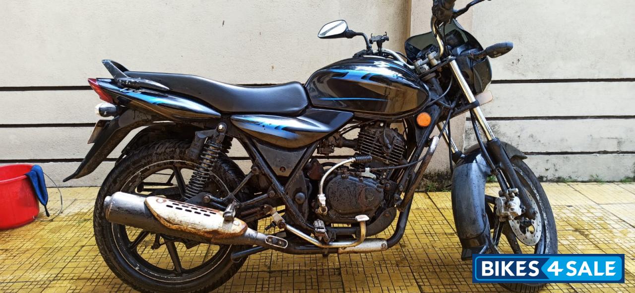 Blue Bajaj Discover DTSi 135