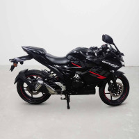 Suzuki Gixxer SF