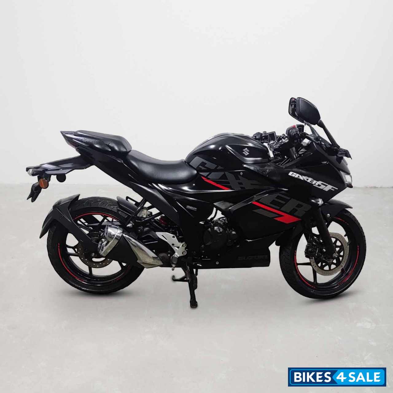 Suzuki Gixxer SF