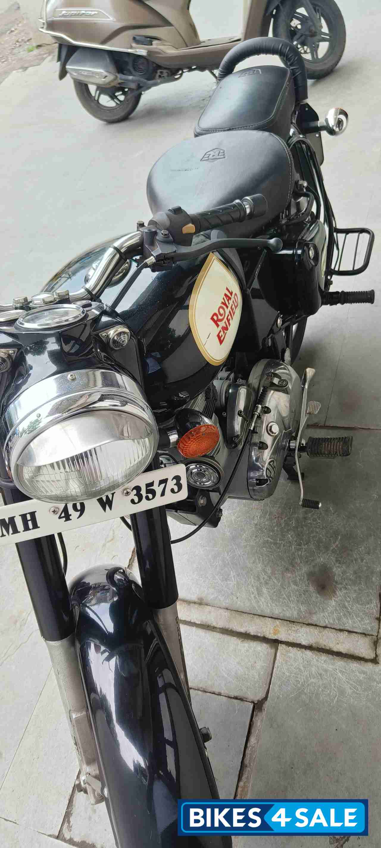 Black Royal Enfield Classic 350
