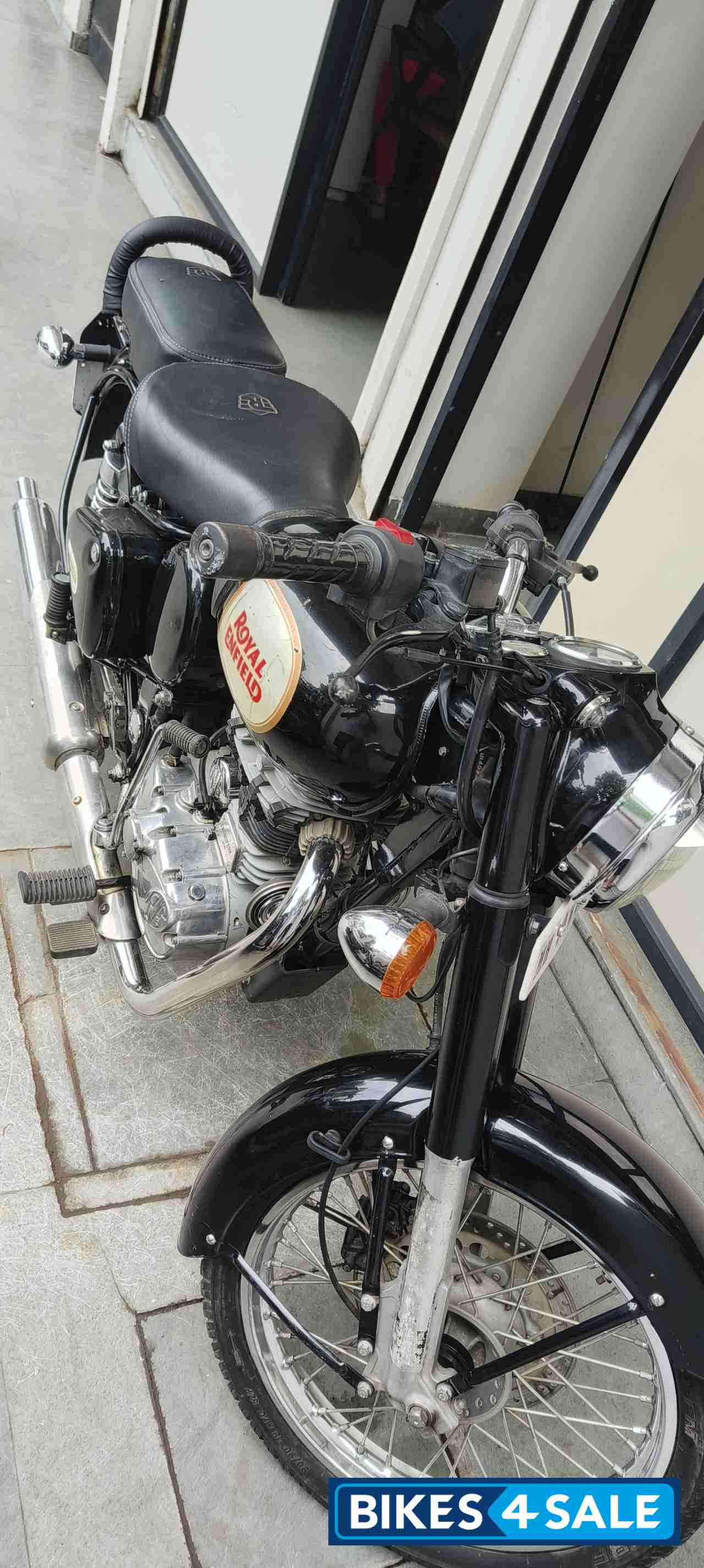 Black Royal Enfield Classic 350
