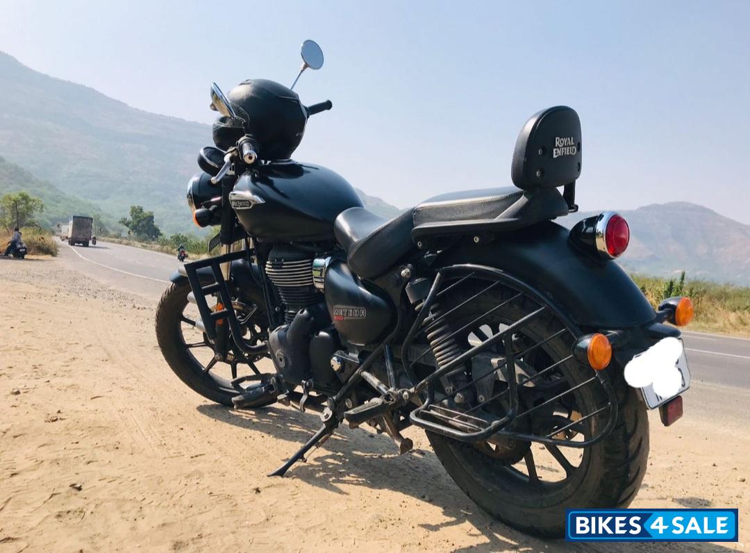 Royal Enfield Meteor 350 Stellar
