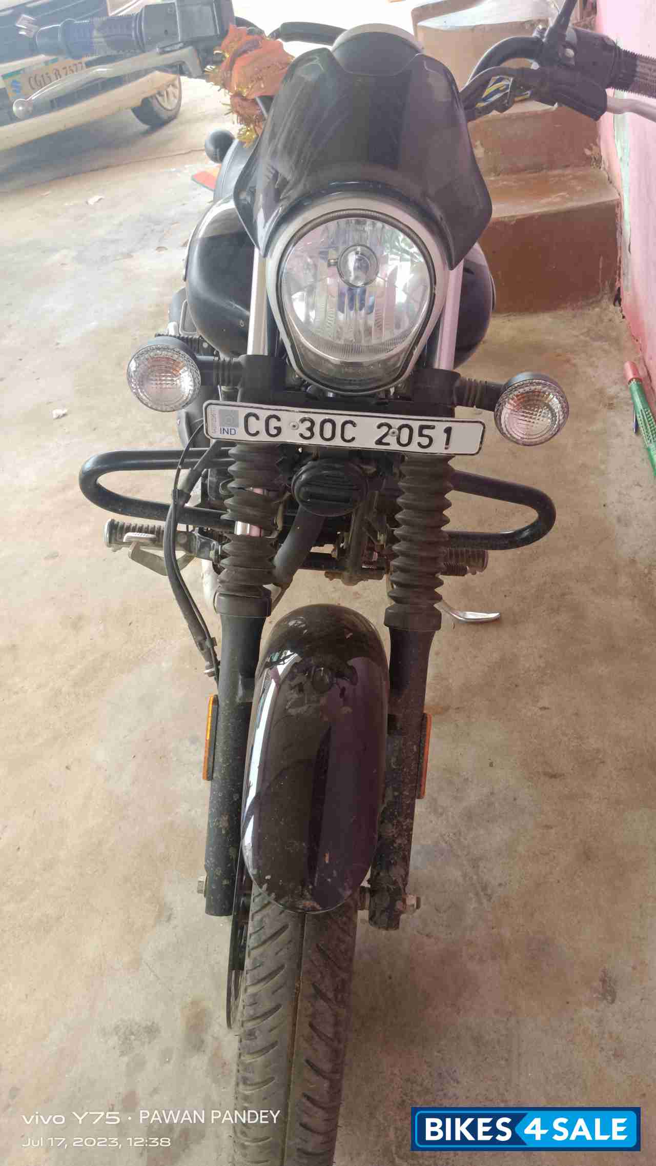 काला Bajaj Avenger Street 160