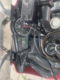 Yamaha YZF R15 V2