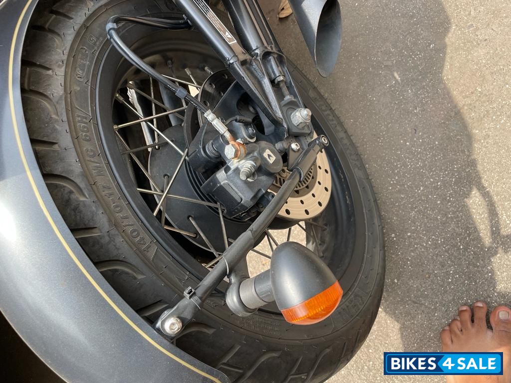 Light Black Jawa Perak BS6