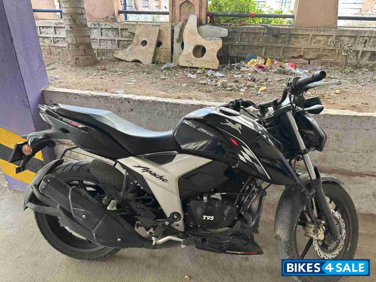 TVS Apache RTR 160 4V BS6 TVS Apache RTR 160 4V BS6