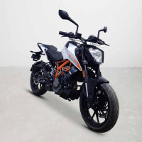 KTM Duke 125