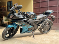 Yamaha YZF R15 V2