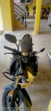 Black Honda Livo 110