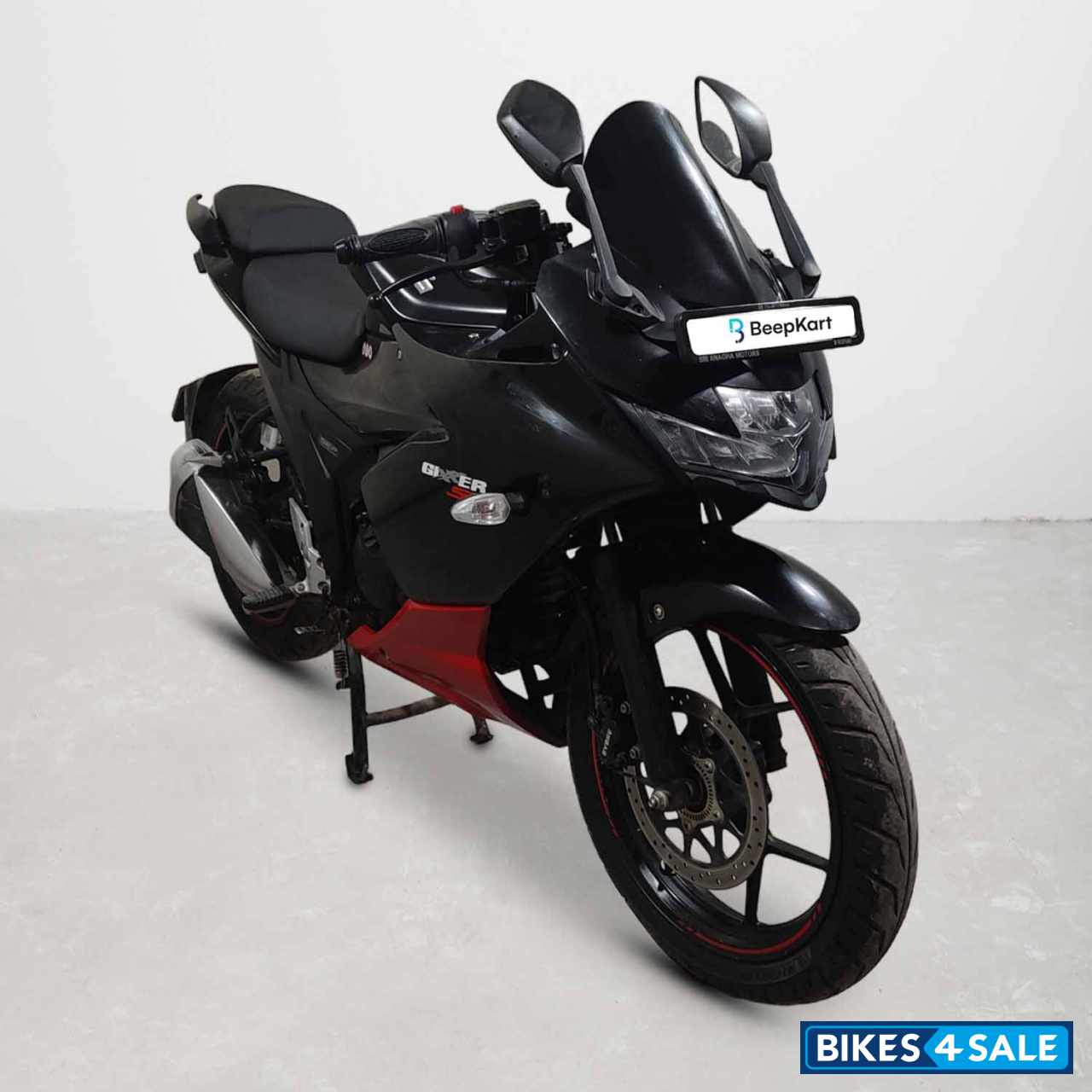 Suzuki Gixxer SF