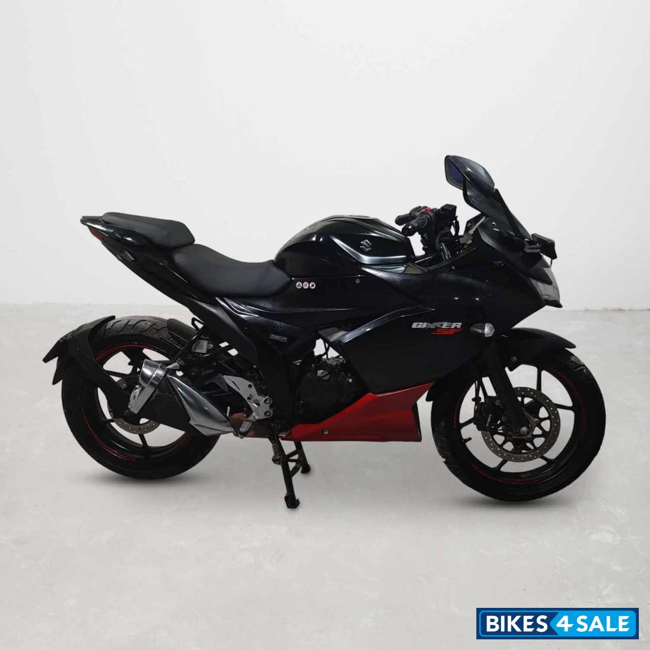 Suzuki Gixxer SF