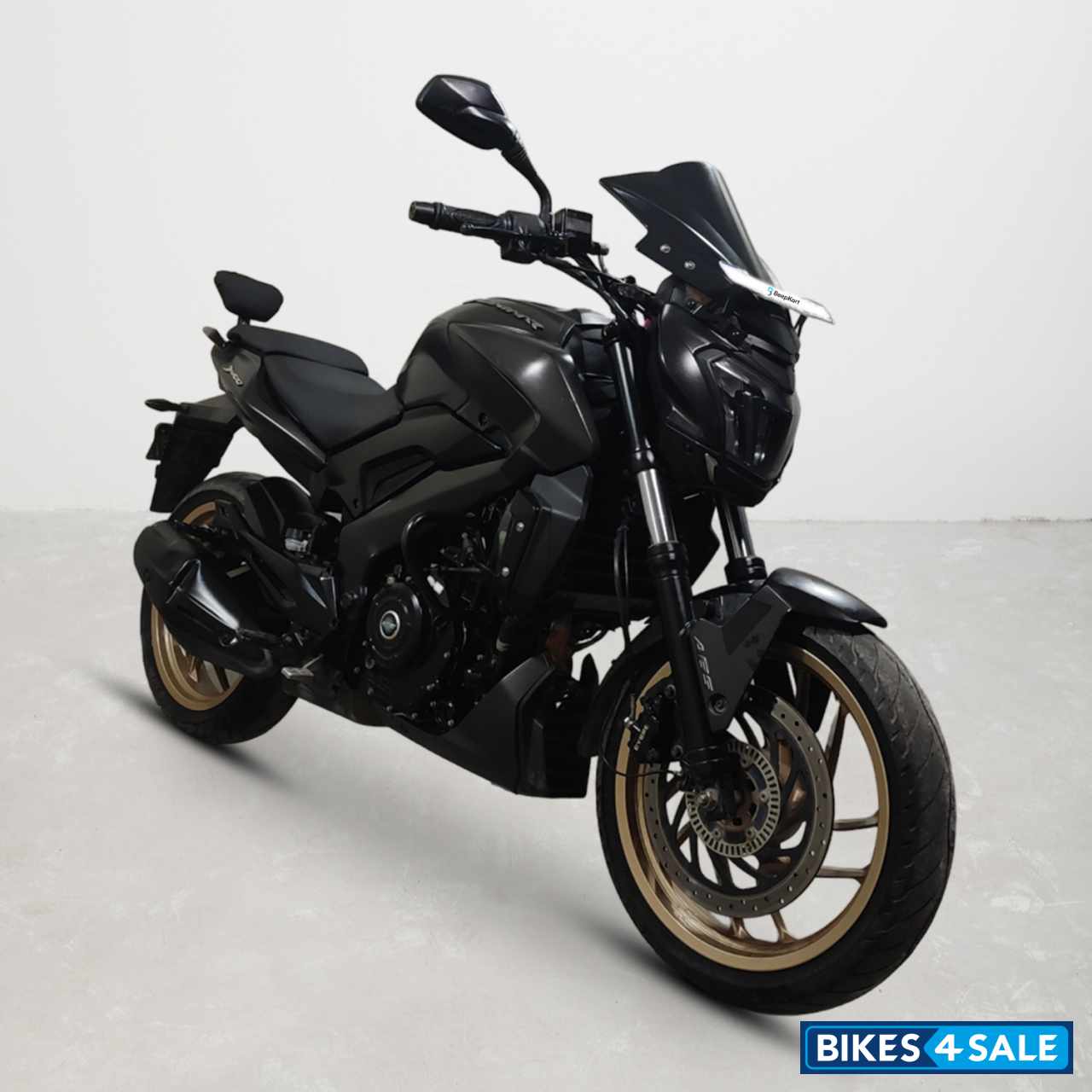 Bajaj Dominar 400