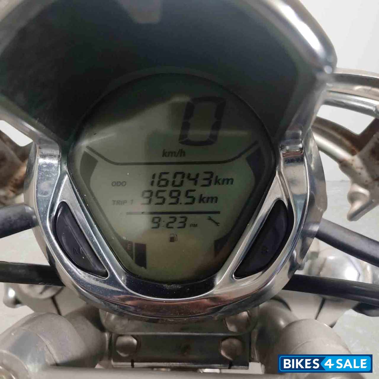 Bajaj Avenger Cruise 220