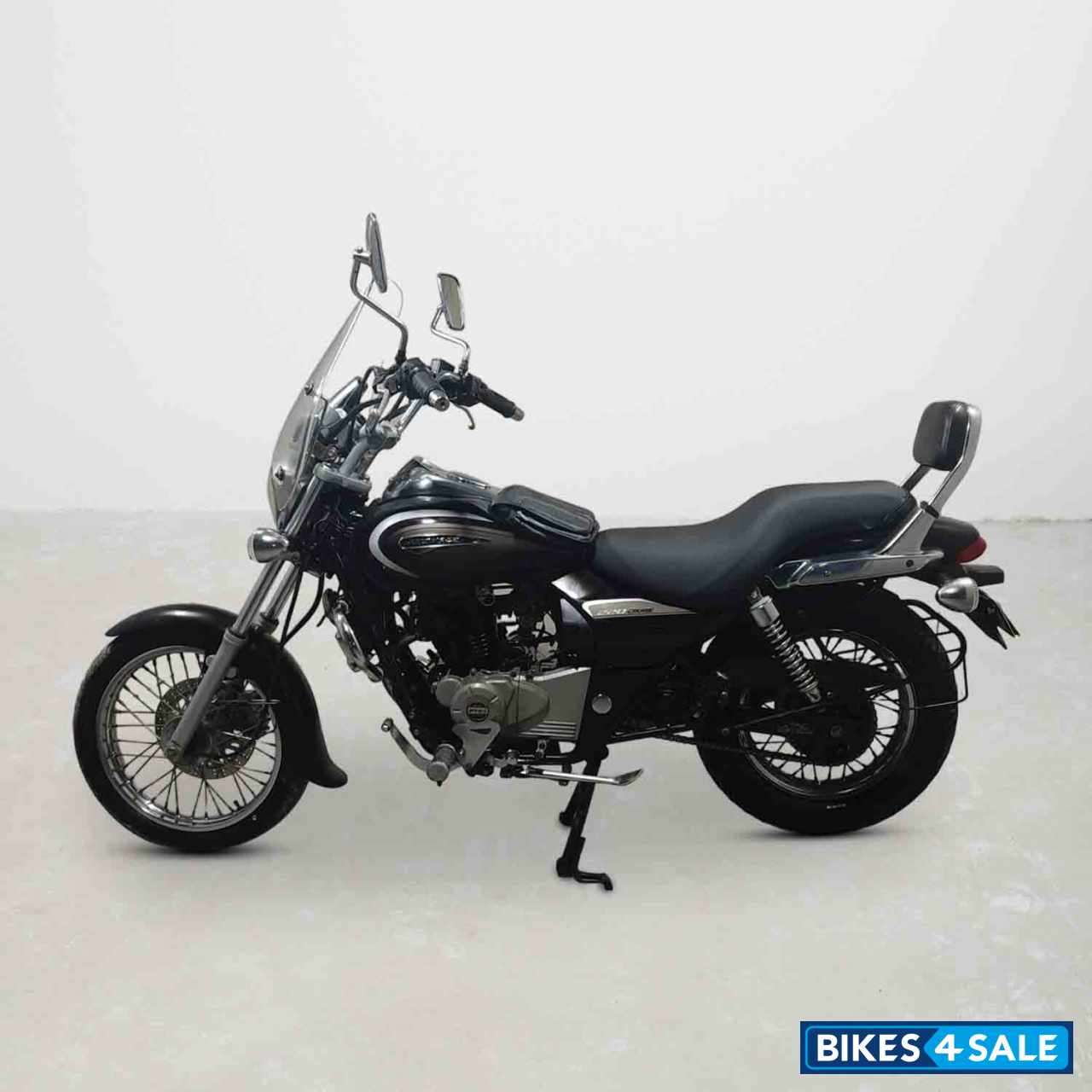 Bajaj Avenger Cruise 220