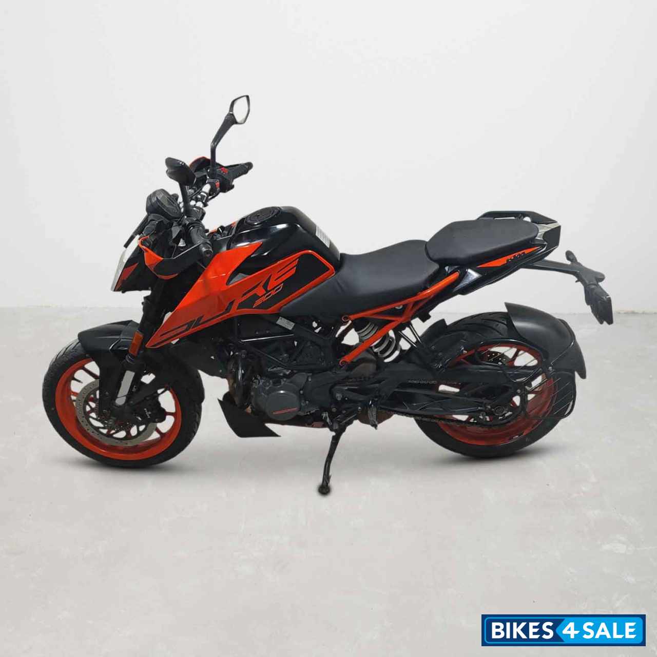KTM Duke 200