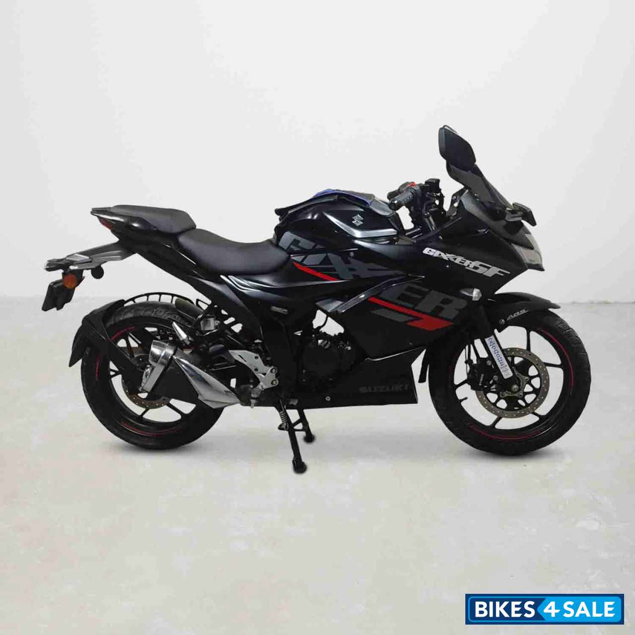 Suzuki Gixxer SF