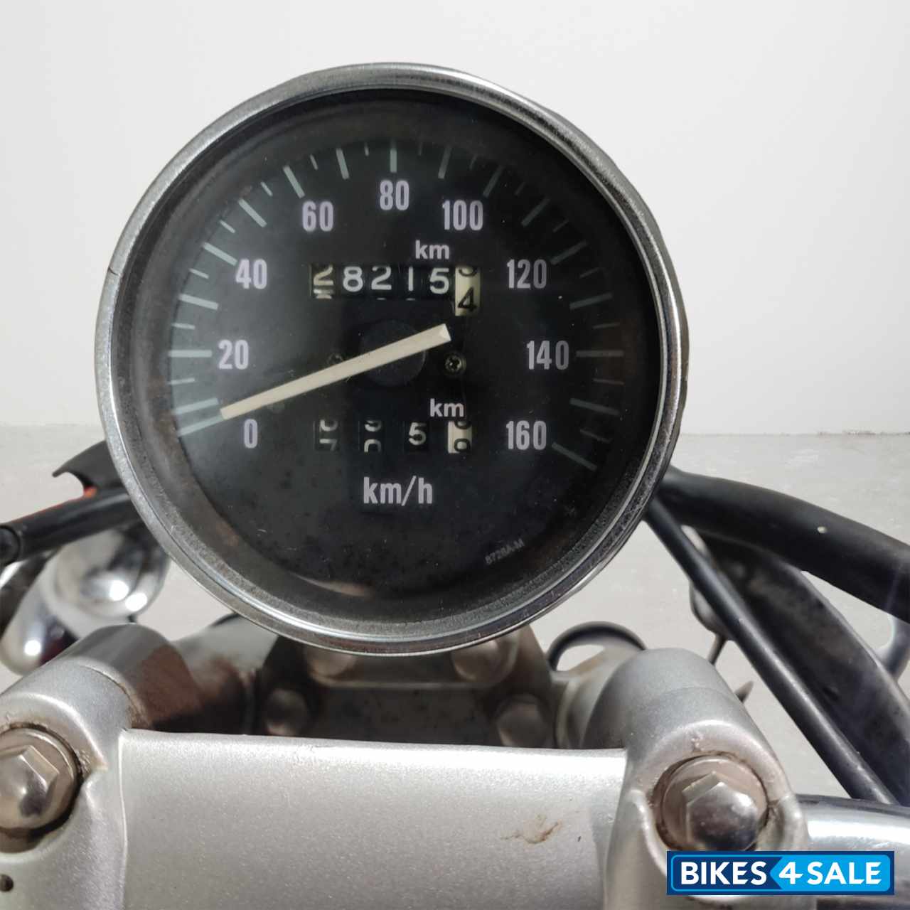 Bajaj Avenger 220 DTS-i