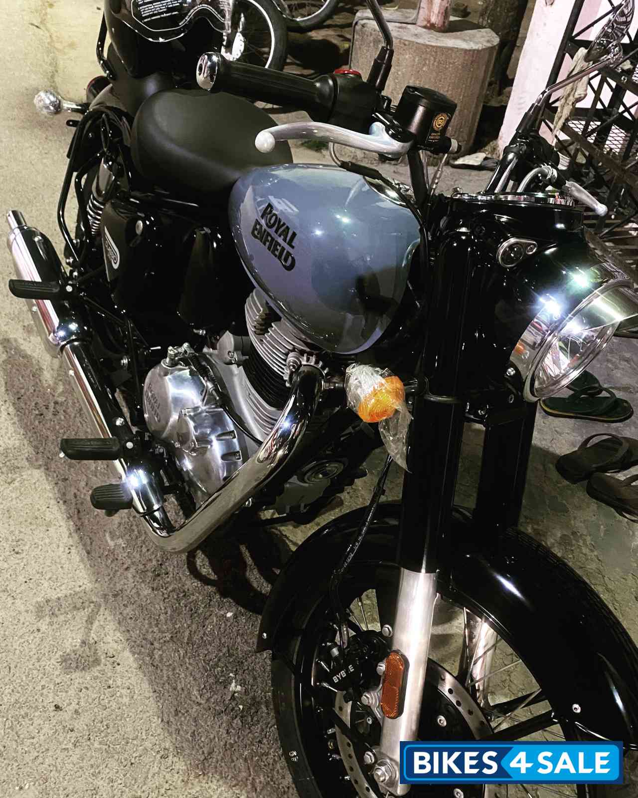 Royal Enfield Classic Classic 350 reborn reditch grey