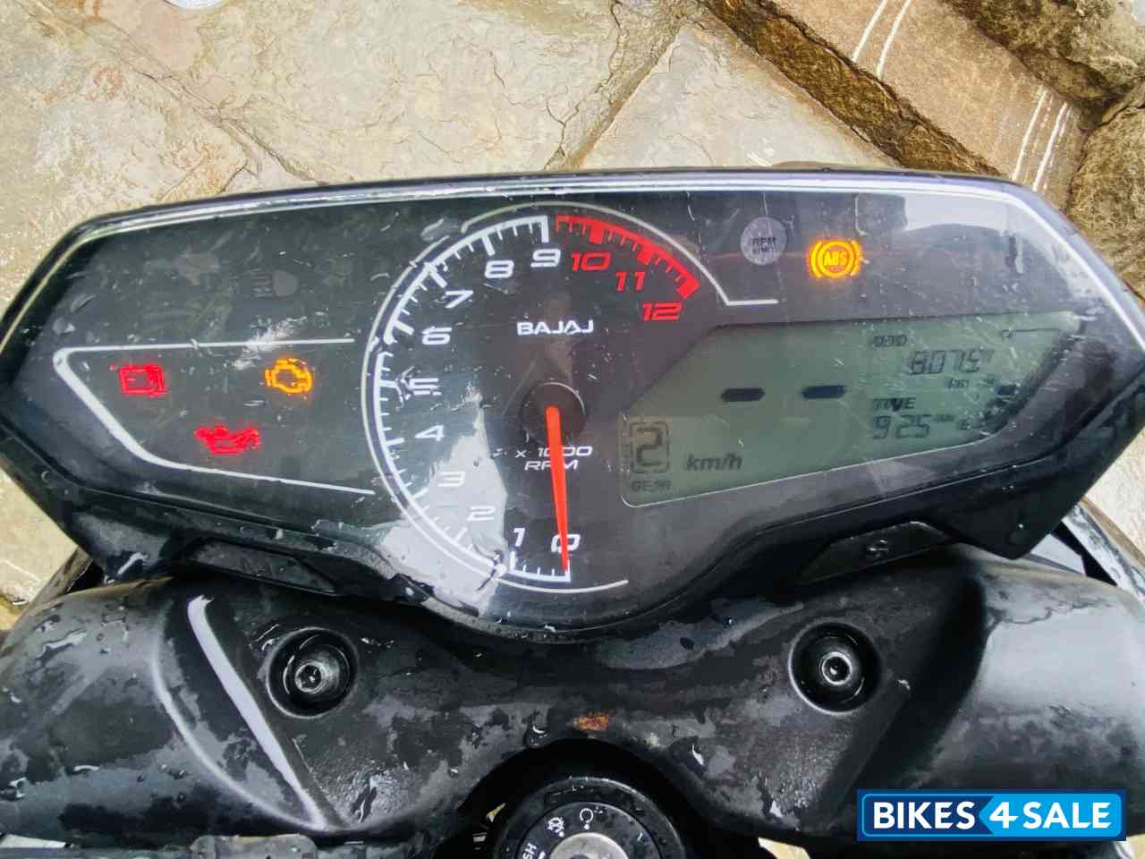 Bajaj Pulsar N250 Dual Channel ABS