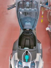 Brooklyn Black Bajaj Chetak Premium