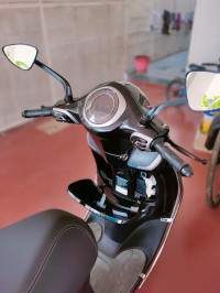 Brooklyn Black Bajaj Chetak Premium