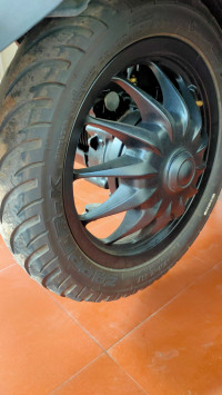 Brooklyn Black Bajaj Chetak Premium