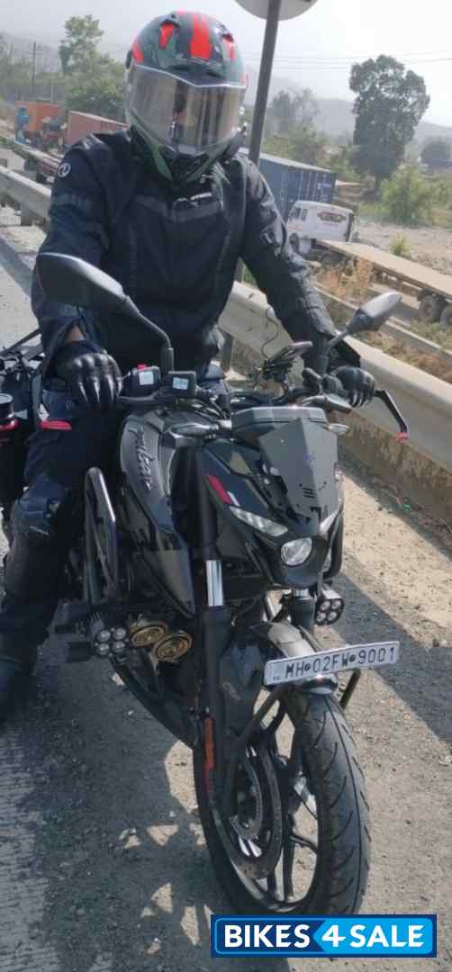 Bajaj Pulsar N250