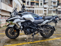 White Benelli TRK 502 BS6