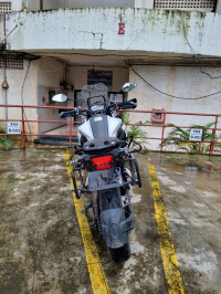 White Benelli TRK 502 BS6