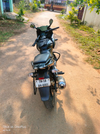 Black Bajaj Pulsar 220F