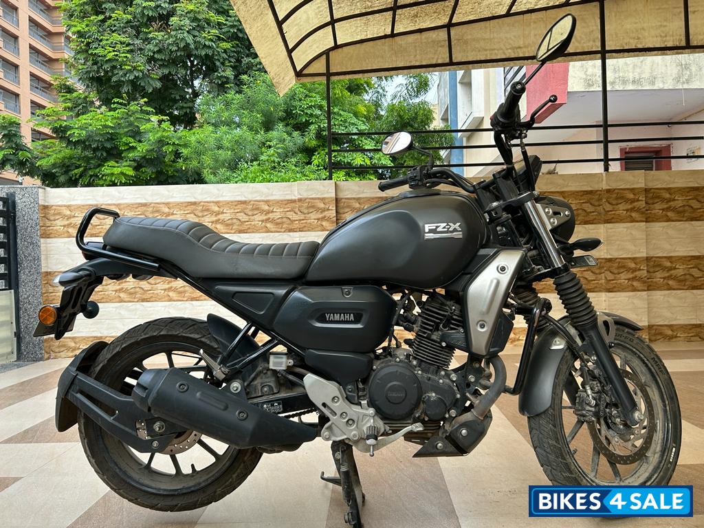 Yamaha FZ-X