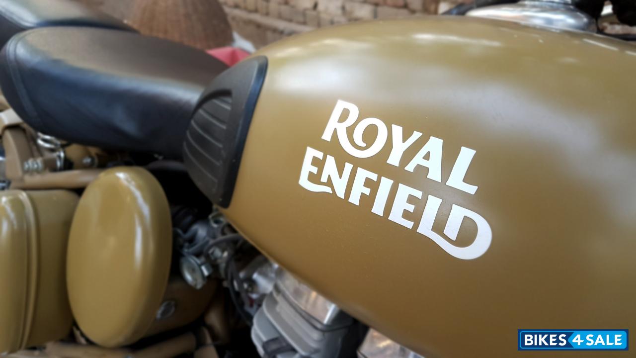 Royal Enfield Classic Desert Storm