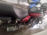 Red Bajaj Avenger Street 160