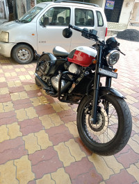 Jasper Red Jawa 42 Bobber Dual Channel ABS