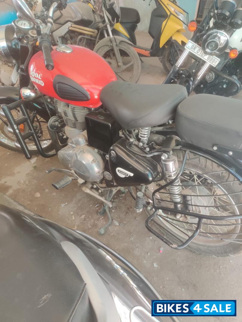 Royal Enfield Classic 350 Redditch Red