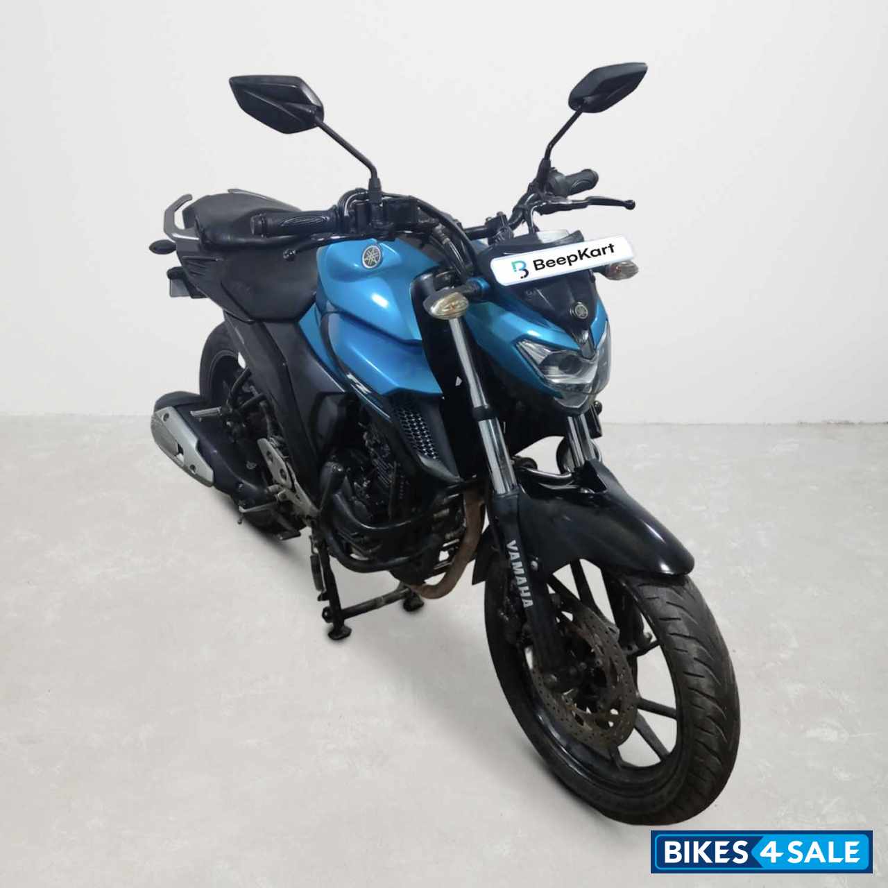 Yamaha FZ25