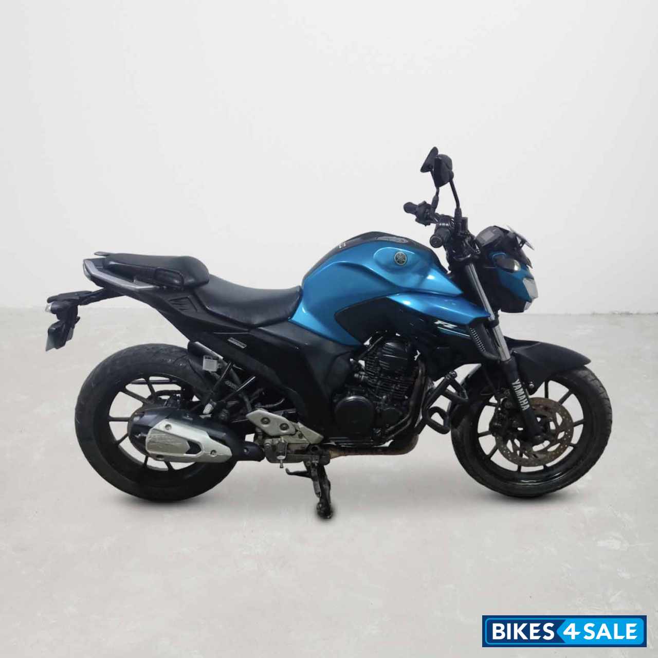 Yamaha FZ25