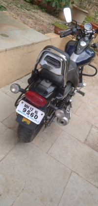 Bajaj Avenger Street 150