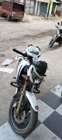 TVS Apache RTR 200 4V Model